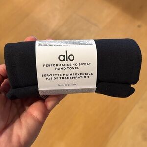 ALO Yoga Black Performance Hand Towel